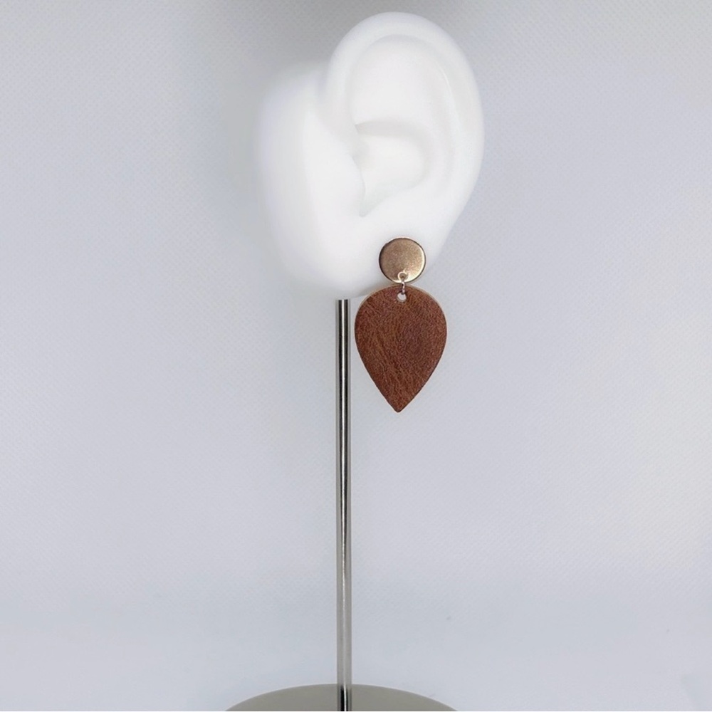 Artisan Handcrafted 10k Rose Gold Plated
Sterling Silver Faux Leather Earrings! - Picture 10 of 10